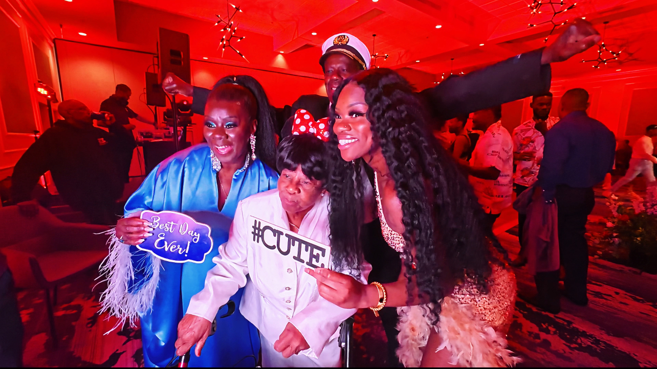 Mitzvah DJ and photo booth rental